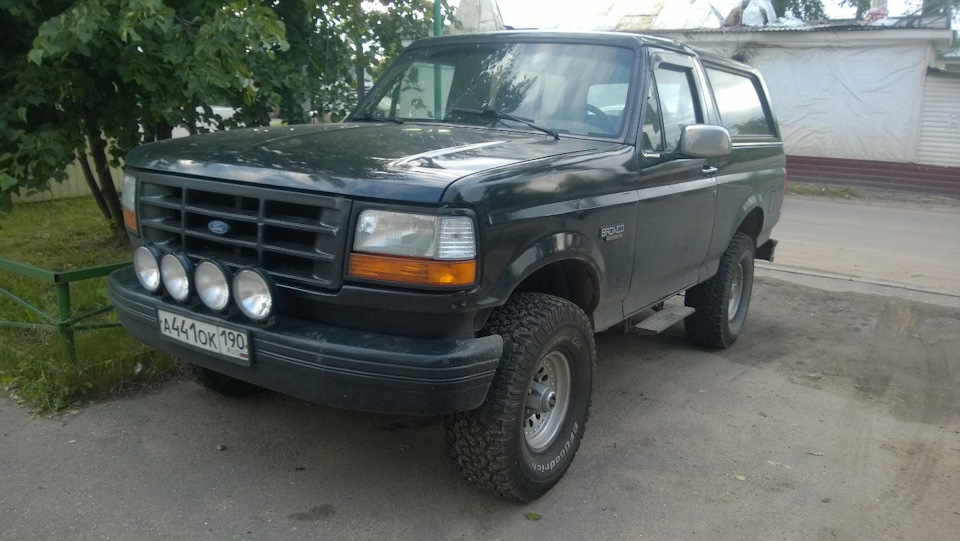 Потек радиатор охлаждения — Lada Приора седан, 1,6 л, 2011 года | визит ...