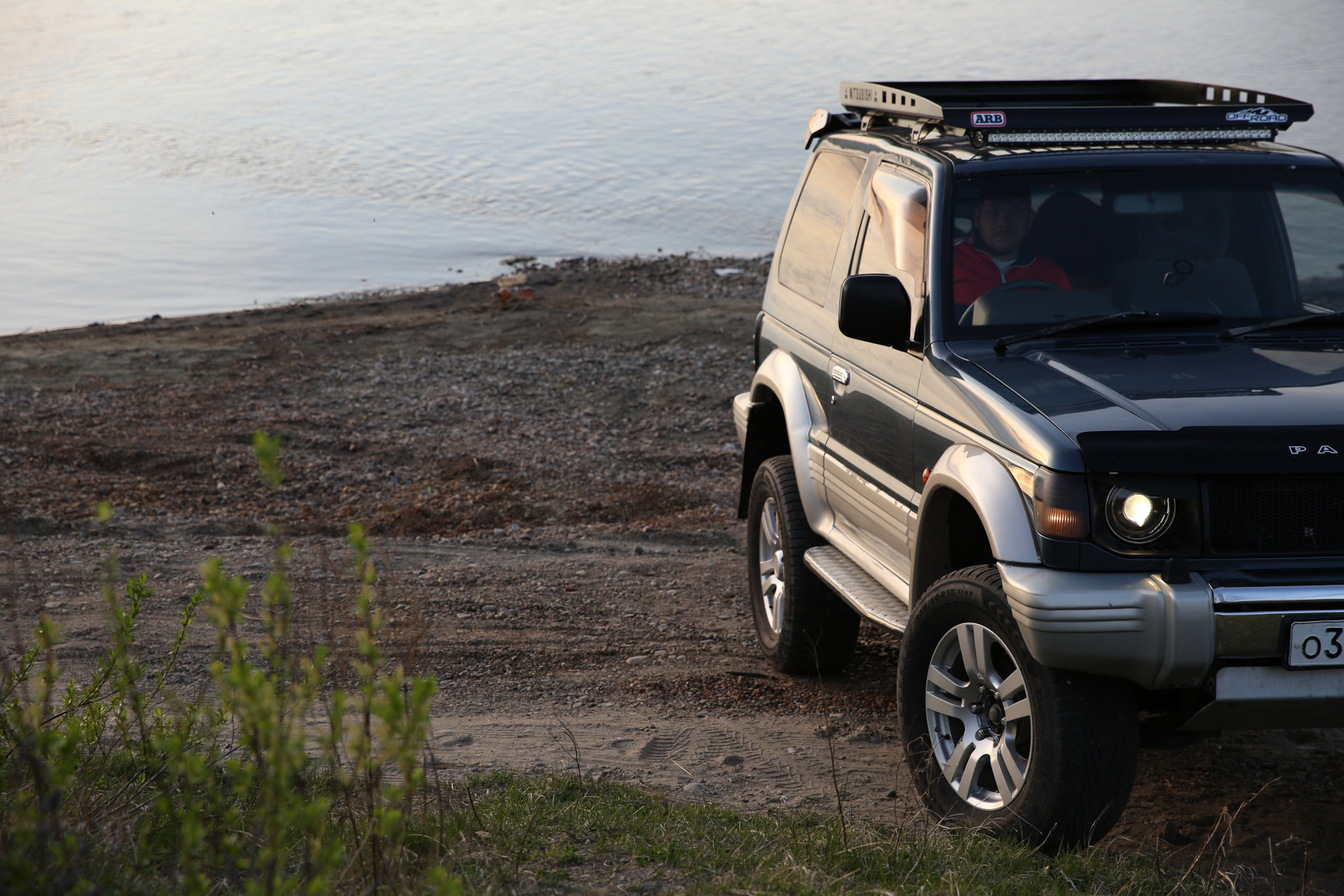 Pajero 5. Mitsubishi Pajero 5.