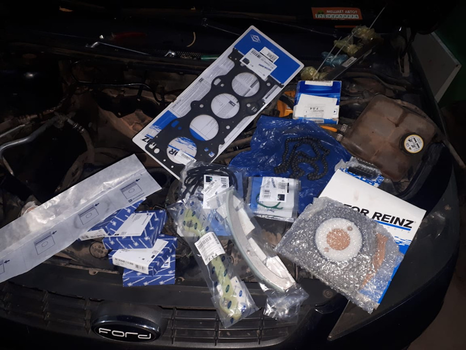 Форд фокус живи — Ford Focus II Hatchback, 1,8 л, 2008 года | визит на ...