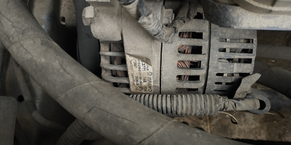 Провалы оборотов при нагрузке на генератор — Lada Приора седан, 1,6 л ...