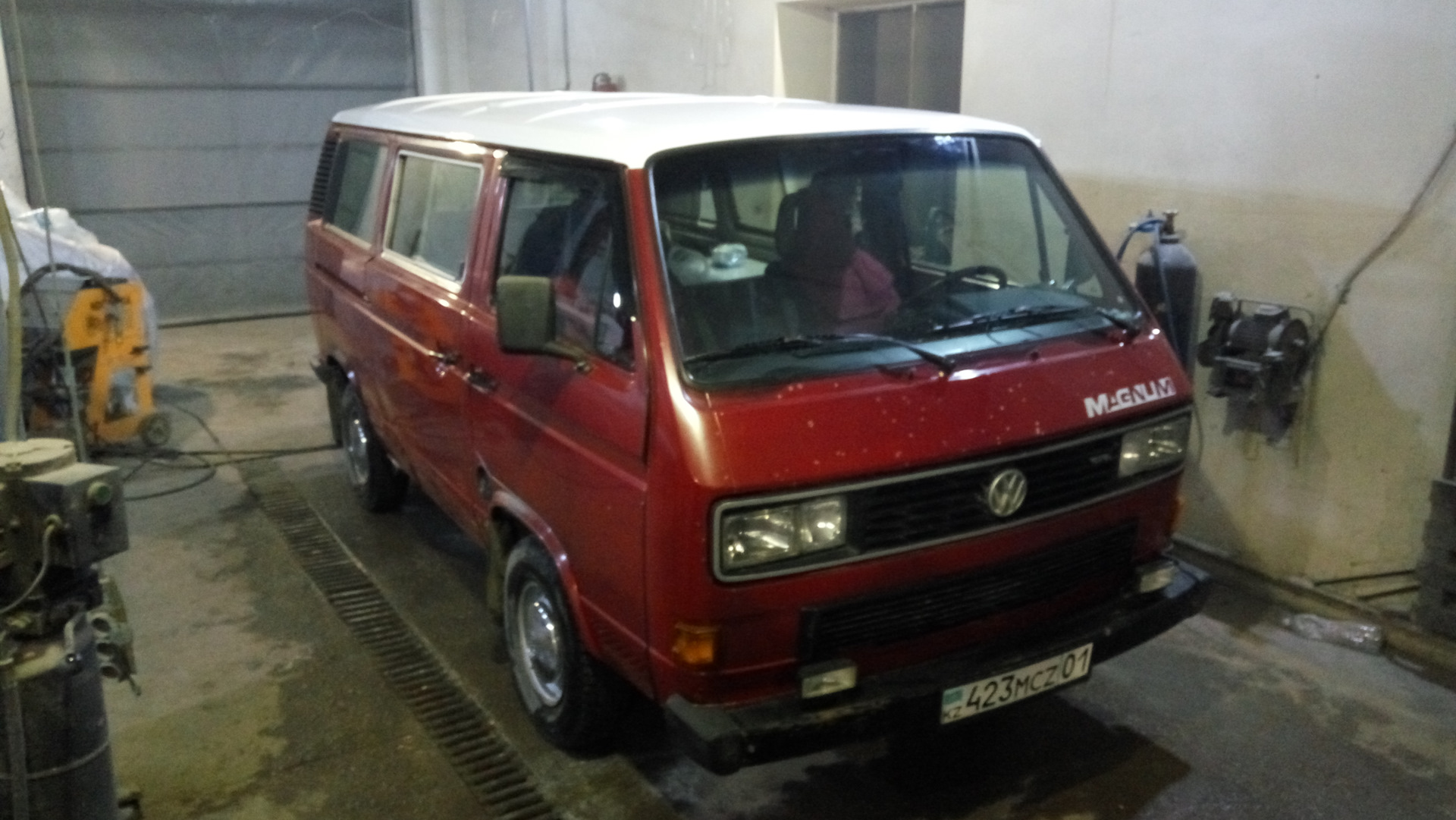 Покраска крыши VW-T3 — Volkswagen Multivan (T3), 2 л, 1990 года | кузовной  ремонт | DRIVE2