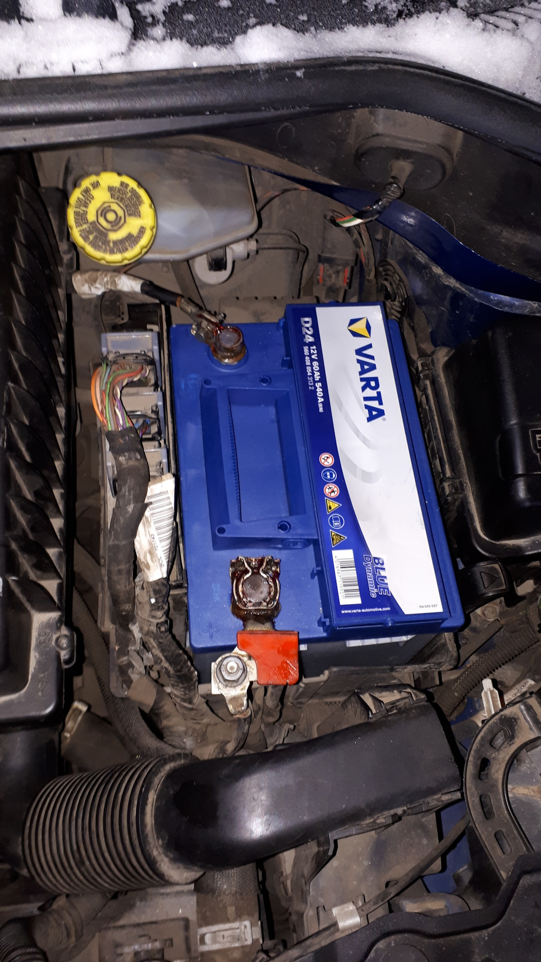 Peugeot 207 аккумулятор. Пежо 207 2007 акб. Пежо 207 аккумулятор. Аккумулятор пежо 207 1. Аккумулятор пежо 207 1.