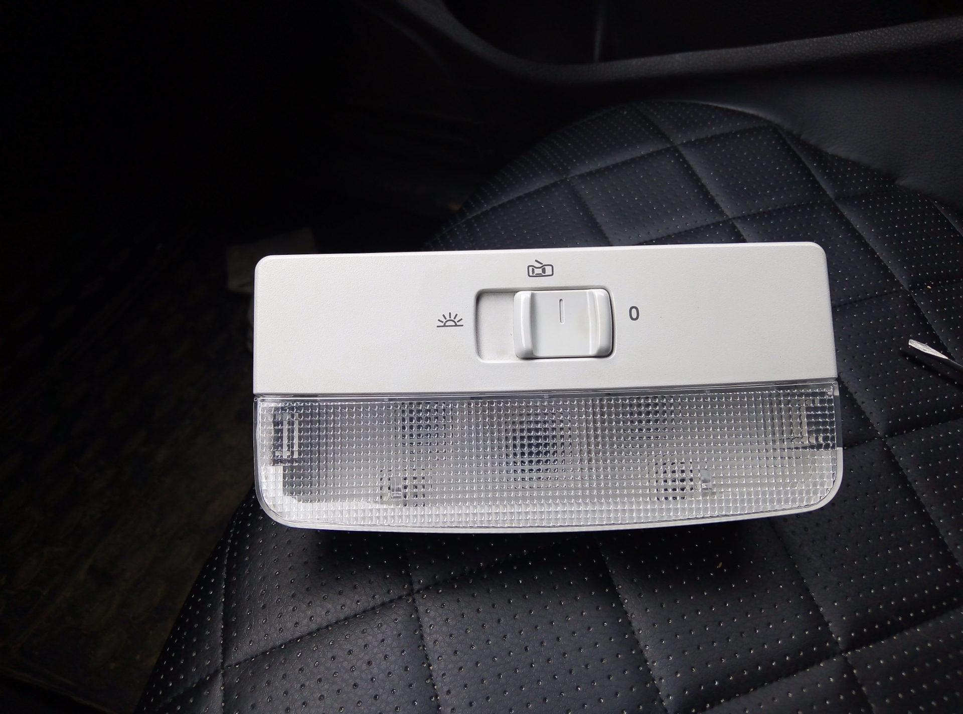 Плафон освещения салона с VW Passat (aliexpress) — Volkswagen Polo ...