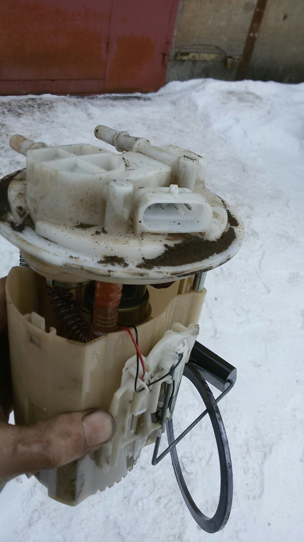 Замена топливных фильтров, грубой и тонкой очистки. — Lada Приора ...