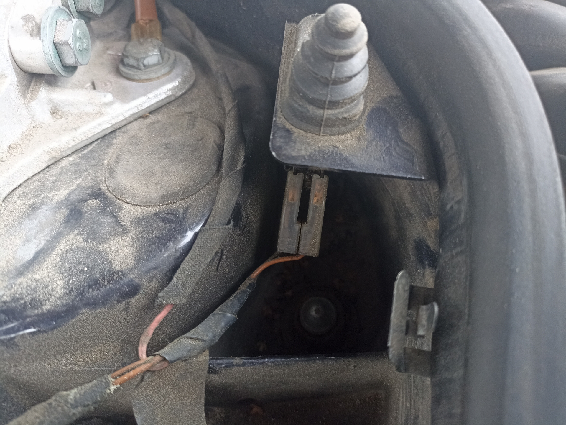 Ошибка датчика уровня масла — Audi A8 (D2), 4,2 л, 2000 года | поломка ...