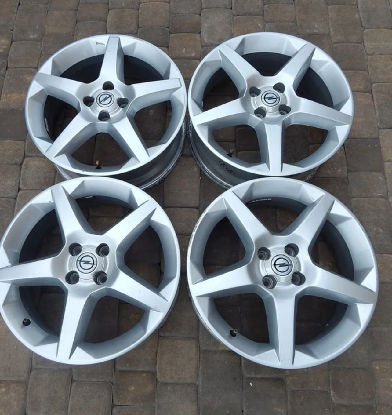 Ищу/куплю литые диски R17 с Opel tigra b — Opel Astra G, 1,6 л, 2004 ...