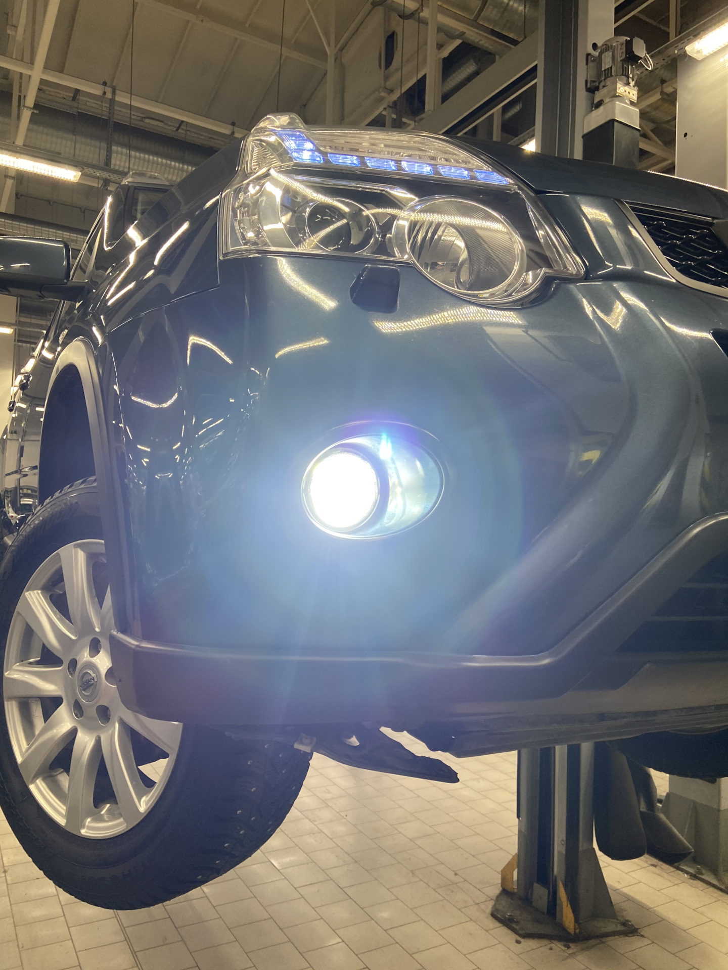 LED лампы в люстру и противотуманки — Nissan X-Trail II (t31), 2,5 л ...