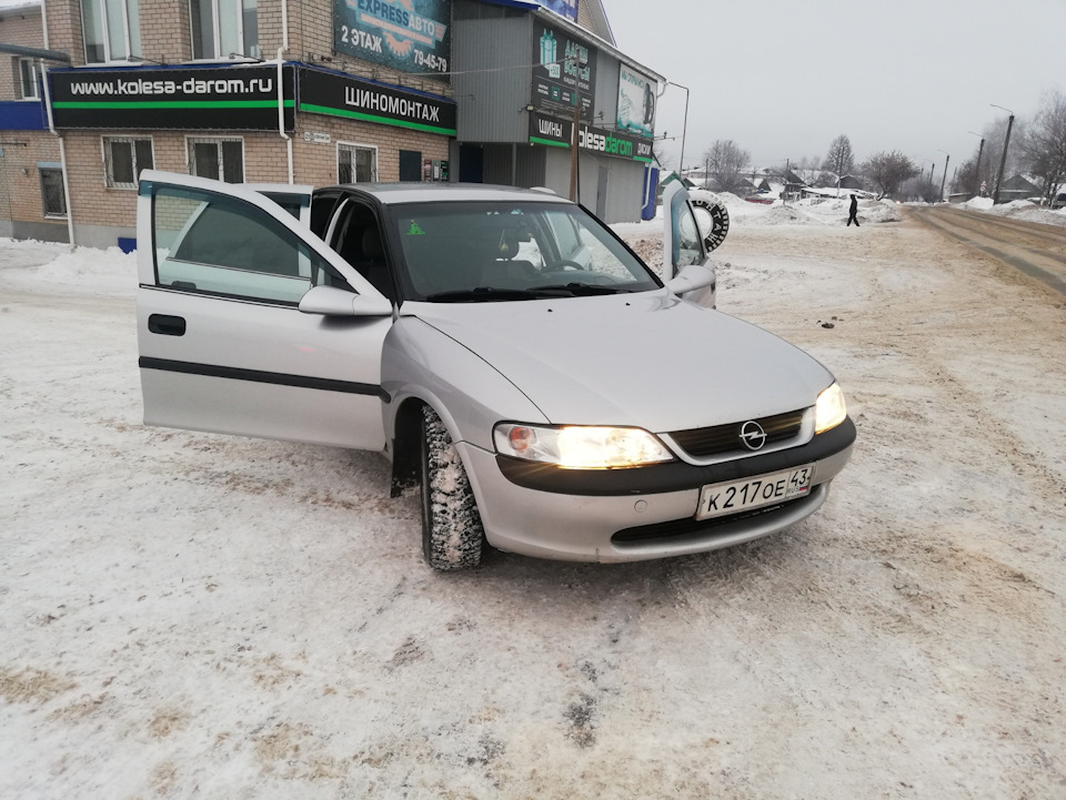 В поисках переднего левого крыла и водительской двери — Opel Vectra B ...