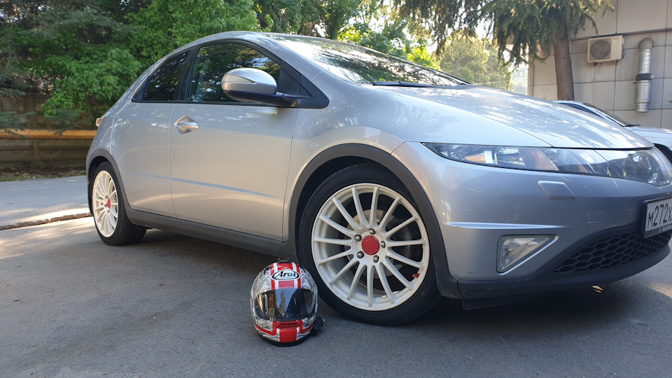 #44 Тапочки на месте. Адваны 225/45/18 — Honda Civic 5D (8G), 1,8 л ...