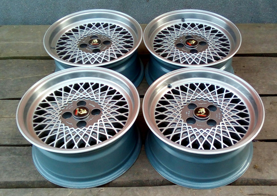 Колесо телеги. Ssr r15. Old wheels. Old wheels. Старые машины с деревянными колесами.