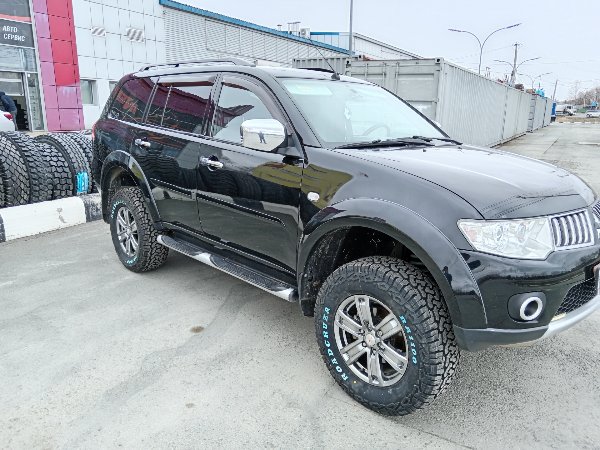 Резина, АТ — Mitsubishi Pajero Sport (2G), 3 л, 2012 года | шины | DRIVE2