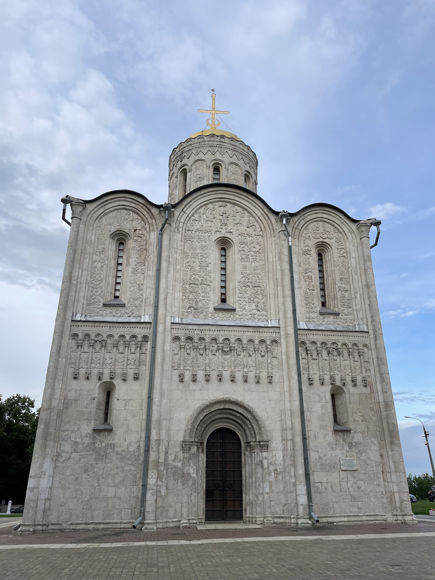 Дмитриевский собор, Владимир архитектура апсиды