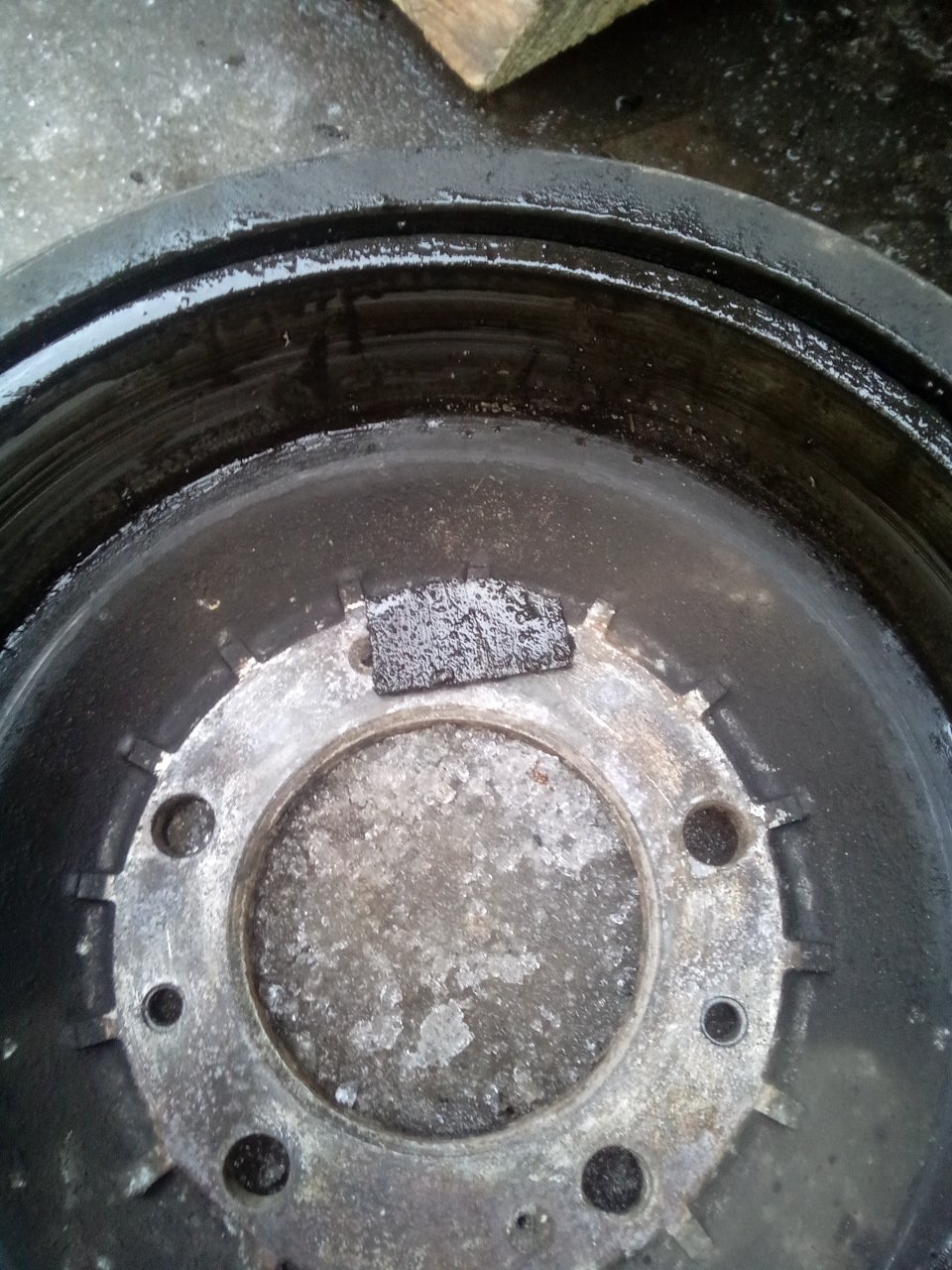 Выпавший кусок — Lada 2120 Надежда