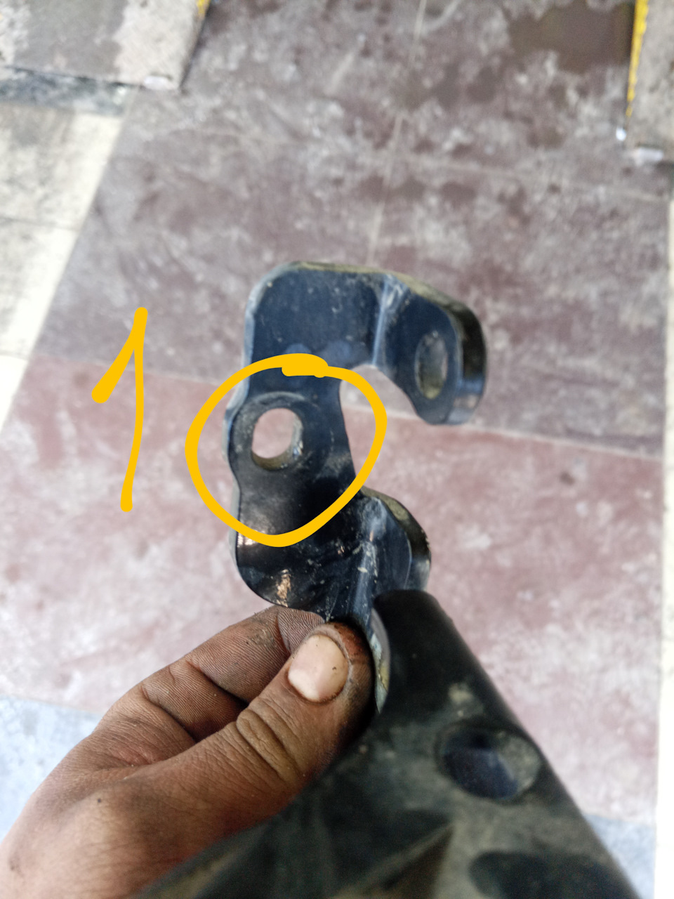 Замена петли на Алиэкспресс — Chevrolet Tahoe (GMT900), 5,3 л, 2008 ...