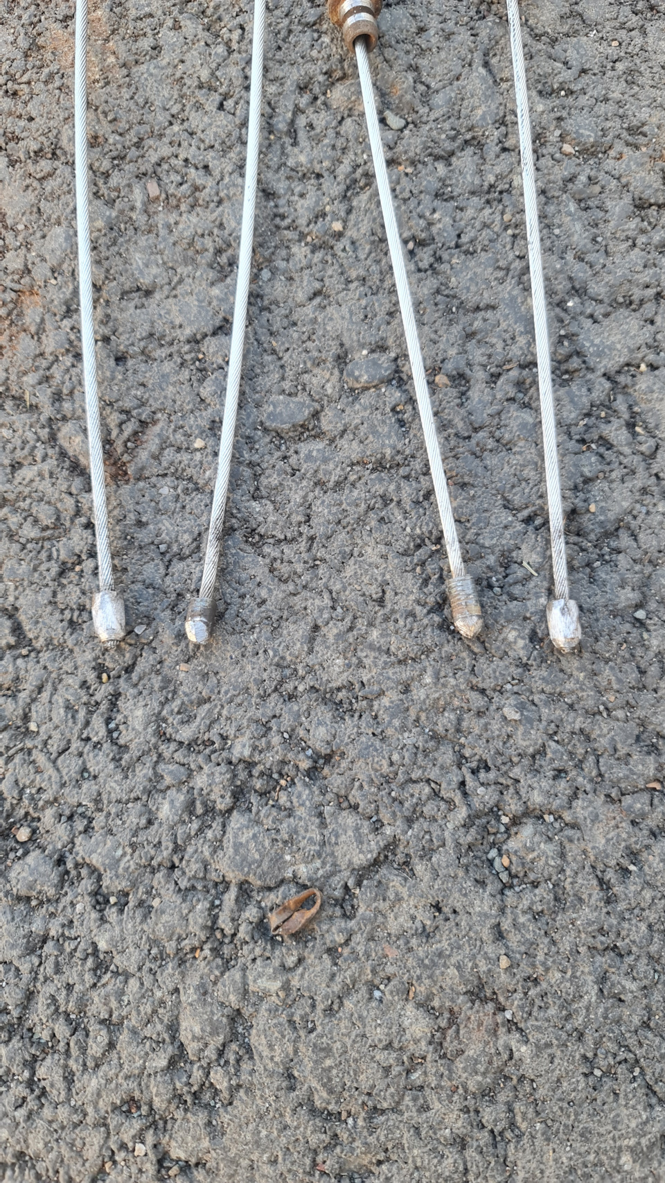 Замена тросов и колодок ручника на трехосном Фиат Дукато (автодом ...