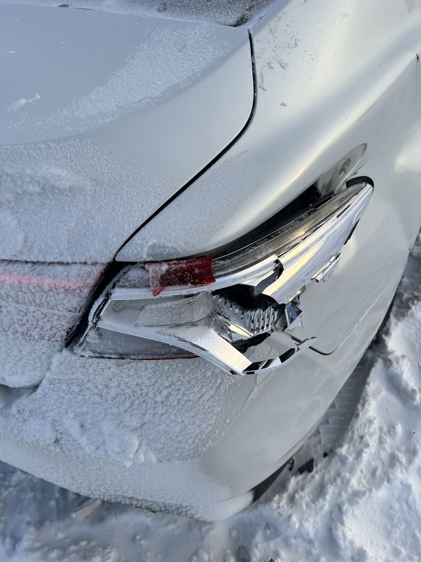 Камри 70 vs Беларусь. — Toyota Camry (XV70), 2 л, 2018 года | ДТП | DRIVE2