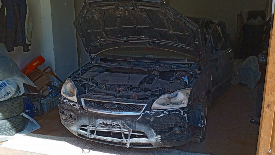 Ford Focus Hatchback Черный третий десяток