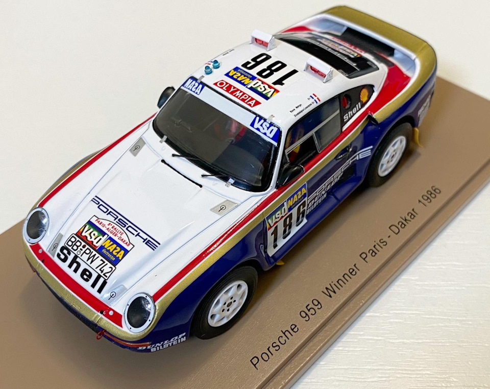 Porsche 959 No.186 Paris - Dakar 1985, R. Metge - D. Lemoine