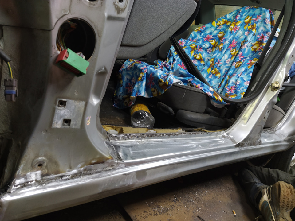 Фото в бортжурнале Peugeot 406