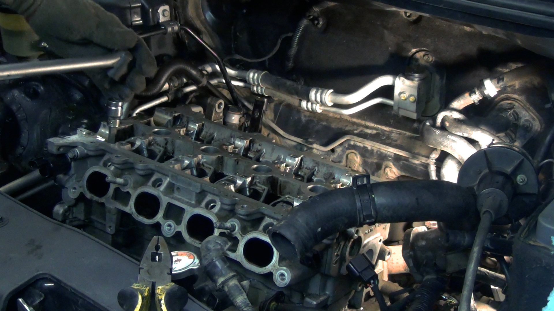 Ремонт двигателя кия. ДВС Рио 2013 1.6. Двигатель Kia Rio 1.6. Двигатель Киа Рио 3. Киа Рио 3 разобранный двигатель.