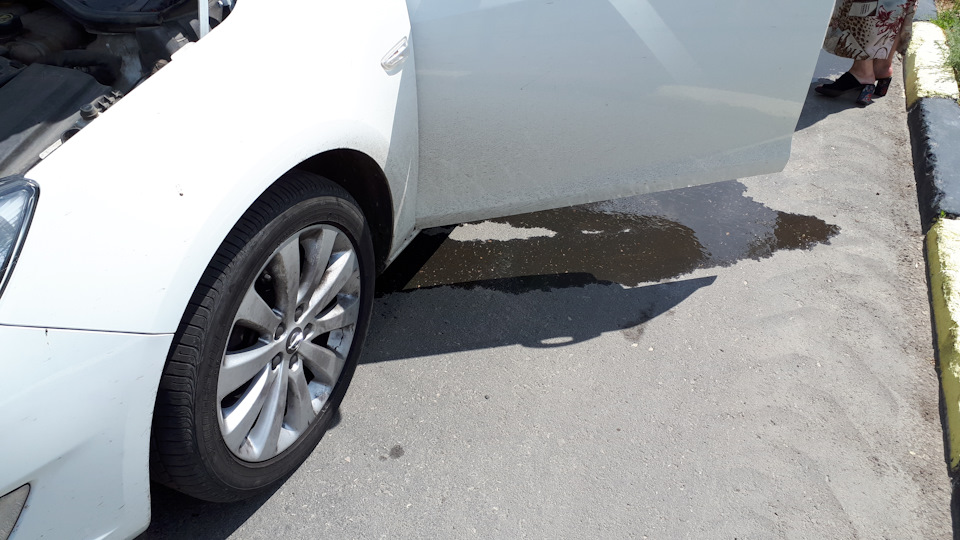 Подтекает антифриз опель инсигния