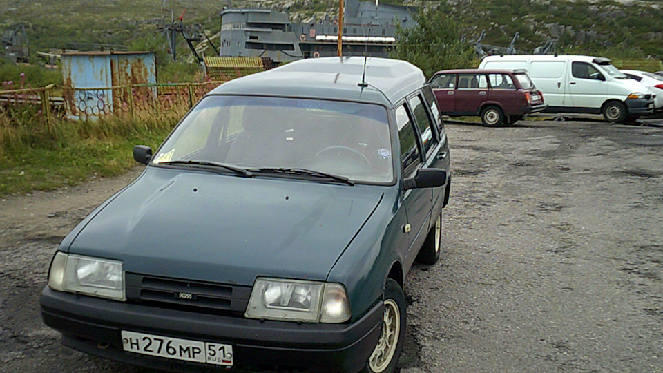 Собака и железка — ИЖ 21261, 1,6 л, 2004 года | прикол | DRIVE2