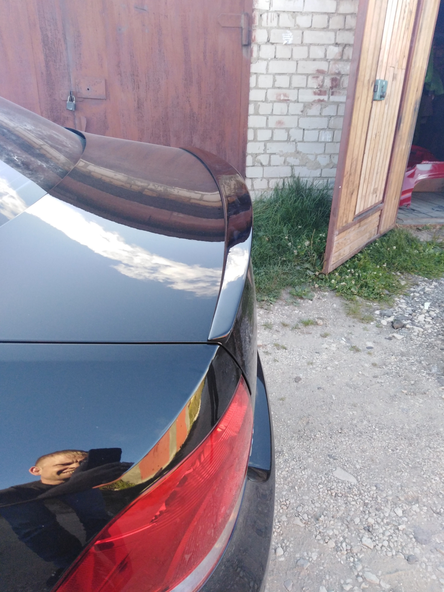 Лип спойлер. — Volkswagen Polo Sedan, 1,6 л., 2013 года | тюнинг | DRIVE2