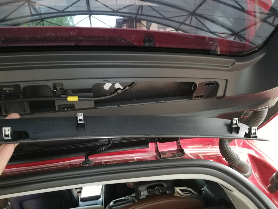 Ремонт заднего стеклоомывателя — Volvo XC60 (2G), 2 л, 2018 года ...