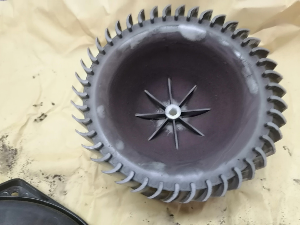 Разборка моторчика печки(печаль) — Mitsubishi Outlander (3G), 2,4 л ...