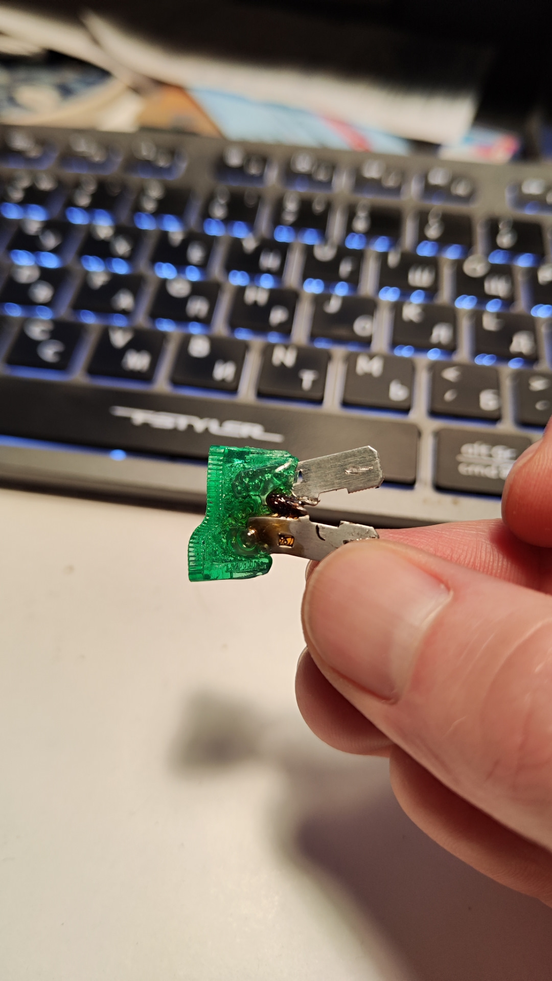 Расплавился предохранитель обогрева заднего стекла — Skoda Octavia A7 ...