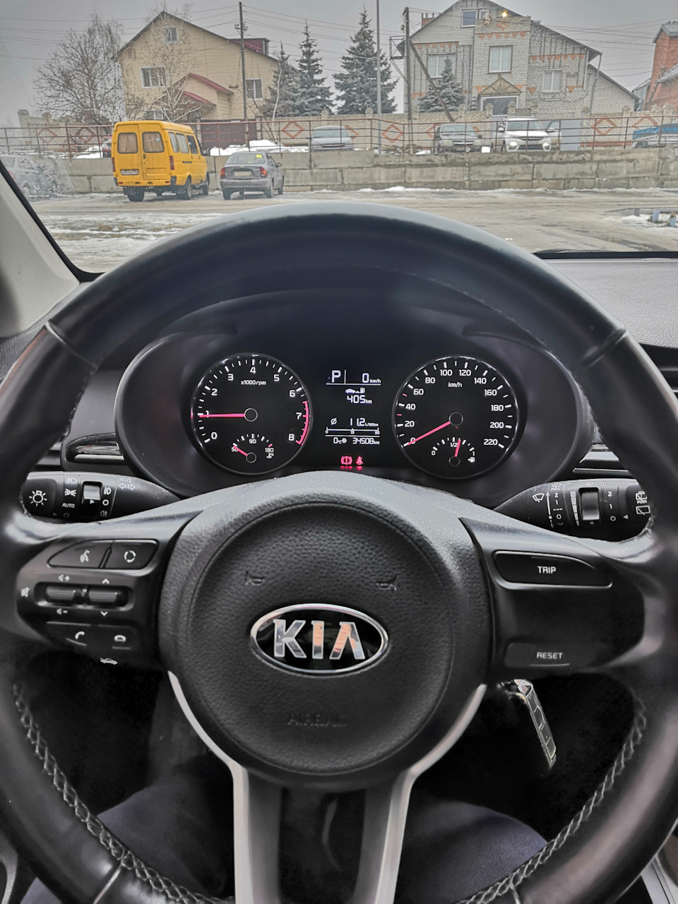 Кнопки бортового компьютера — KIA Rio X-Line, 1,6 л, 2018 года |  электроника | DRIVE2