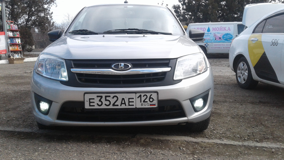 Лампы ДХО/Габариты — Lada Гранта, 1,6 л, 2018 года | стайлинг | DRIVE2