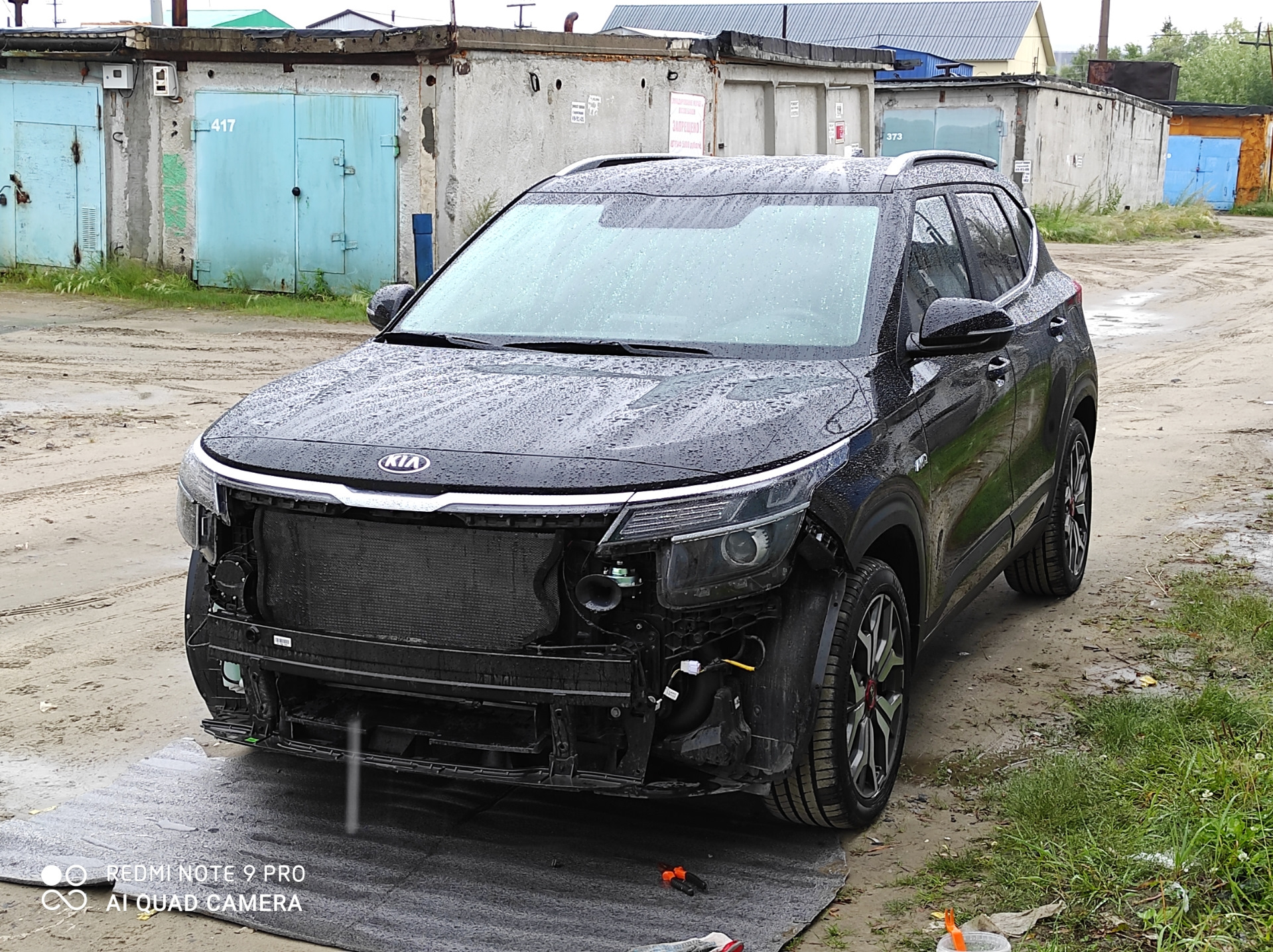 Установка защитной сетки радиатора в верхнюю и нижнюю часть бампера ...