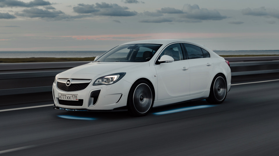 Двигатель опель инсигния 1.6. Опель Инсигния. Opel Insignia лифтбек. Opel Insignia белая. Мощность двигателя ограничена Опель Инсигния.