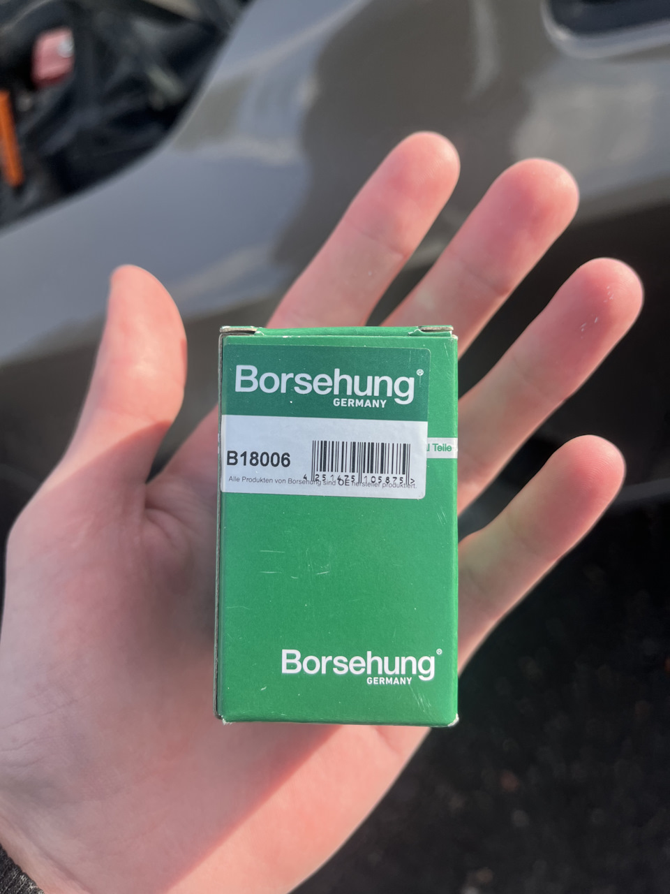 Датчик включения заднего хода — Volkswagen Golf Plus. Запчасти на фото: B18006