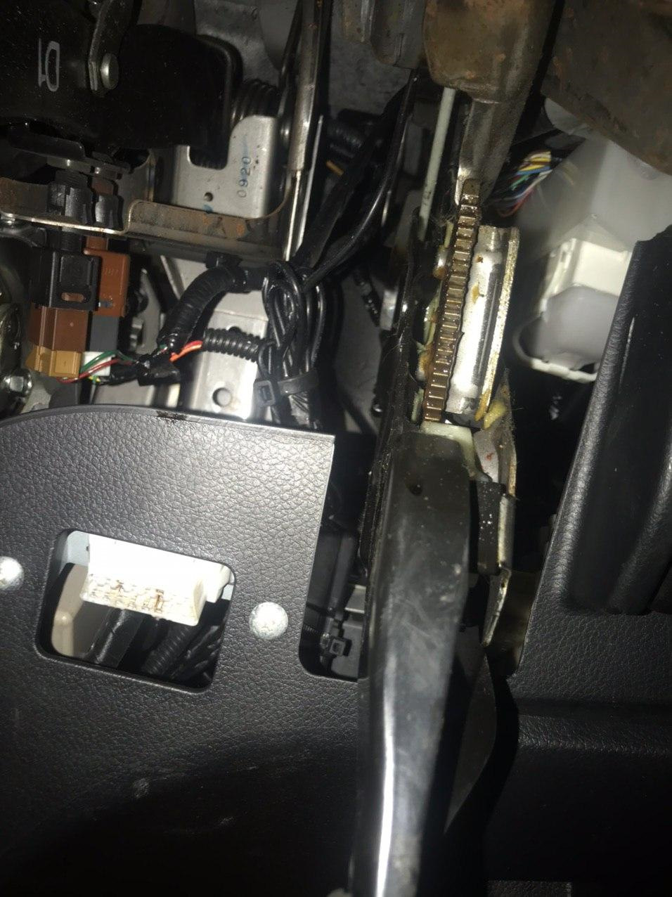 Gps трекер для автомобиля в obd разъем