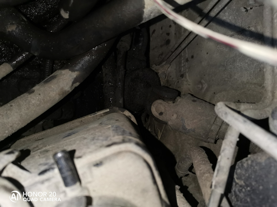 Замена верхнего сальника рулевой рейки! — Toyota RAV4 (I), 2 л, 1999 ...