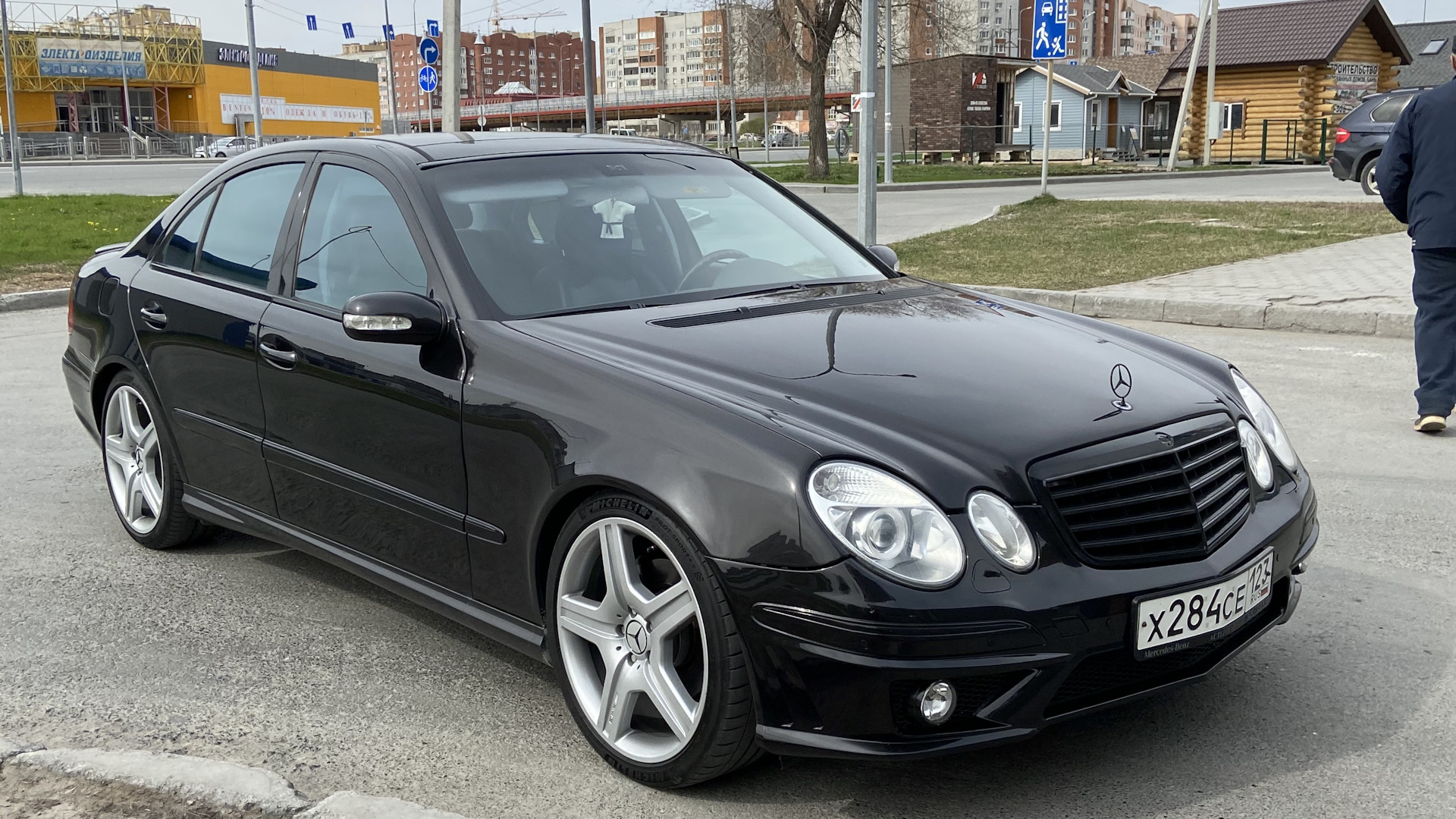 Mercedes-Benz E-class (W211) 5.0 бензиновый 2003 | V8 (5 литров) на DRIVE2