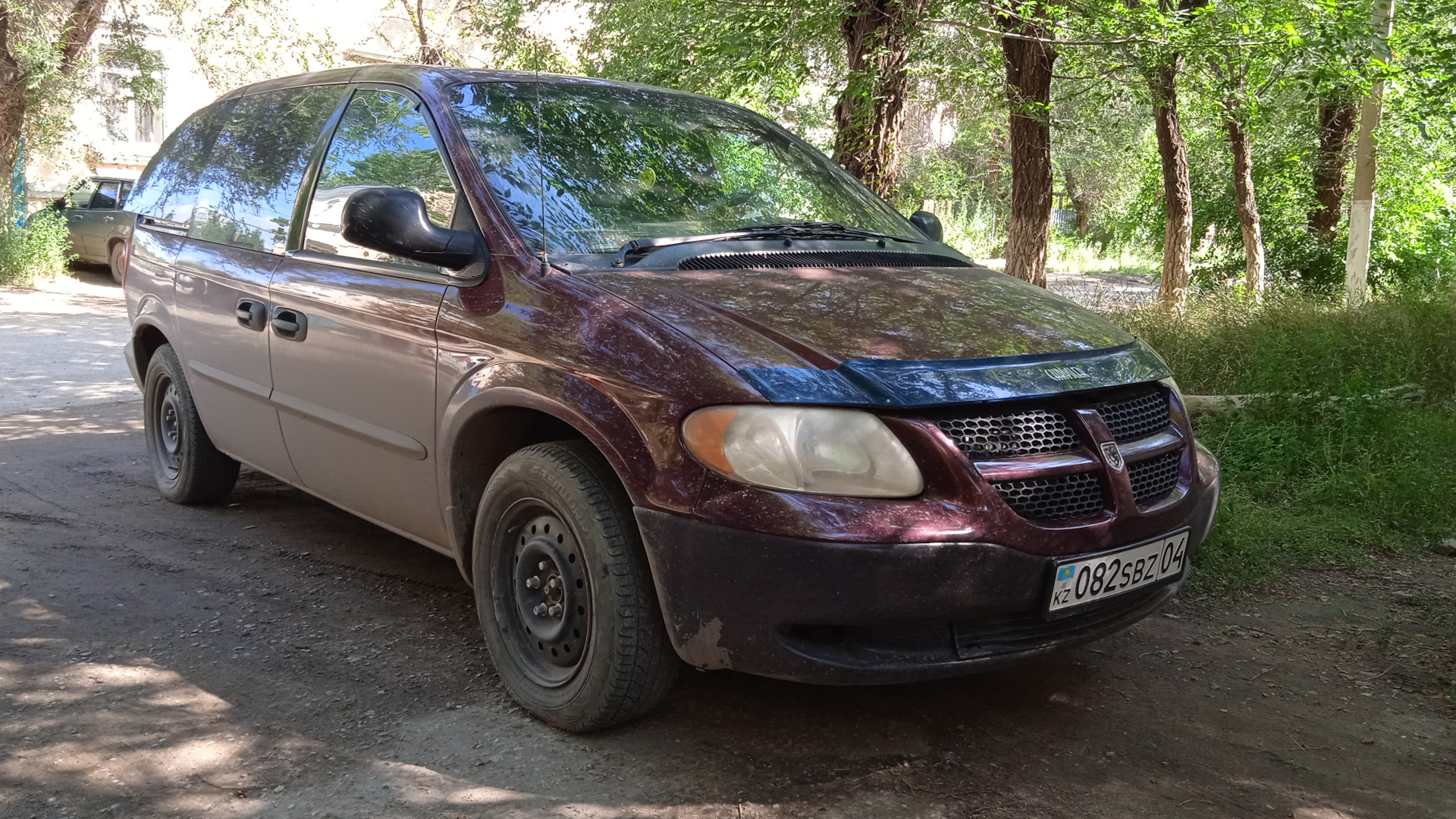 Purple best sale dodge caravan