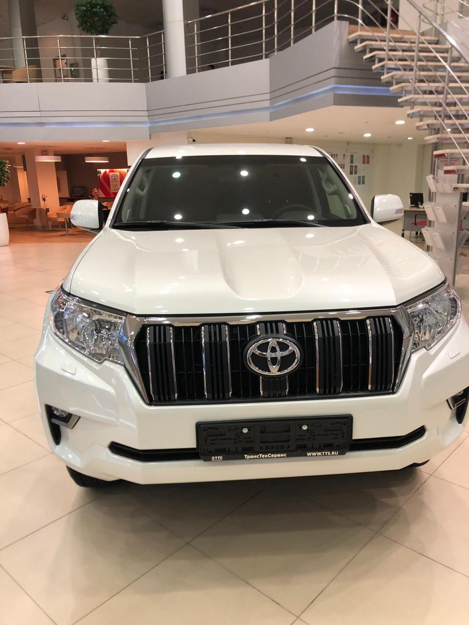 Белый. Помыл тебя в последний раз… — Toyota Land Cruiser Prado 150-series,  2,7 л, 2019 года | продажа машины | DRIVE2