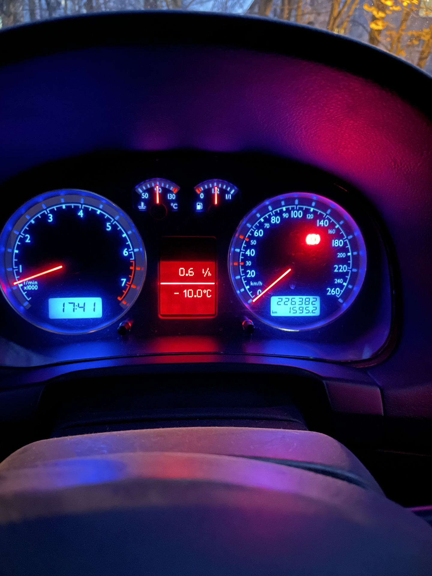 Вопрос о приборке — Volkswagen Golf Mk4, 1,6 л, 2001 года | своими ...