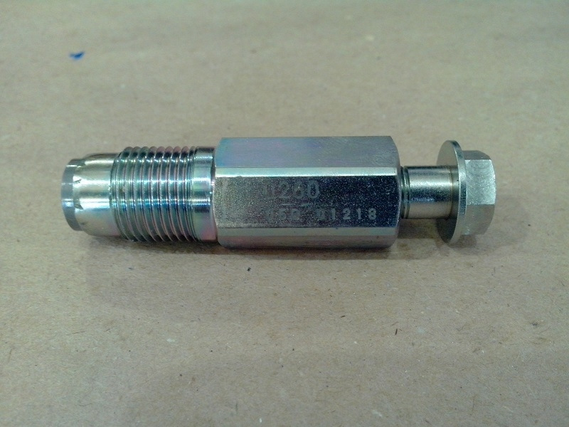 Не заводится 4 : Клапан сброса топлива в рейке! — Mitsubishi Pajero (4G ...