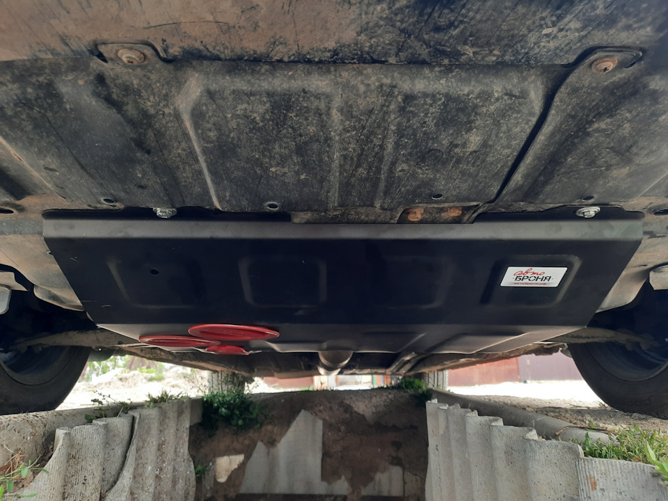 защита картера для lifan solano/620 (2009-2015) (1. Lifan b2802111 защита двигателя левая пластиковая. защита картера лифан солано 620. защита двигателя solano 620 артикул. пыльник моторного отсека лифан х60.