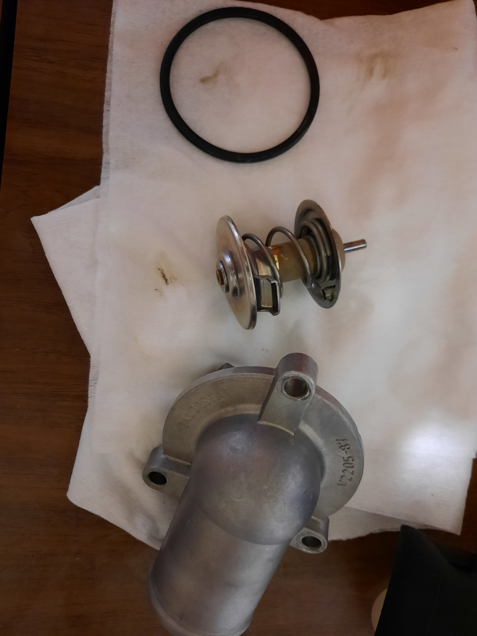 Замена неисправного термостата на SSANG YONG 2.3 бензин, на новый, да ...