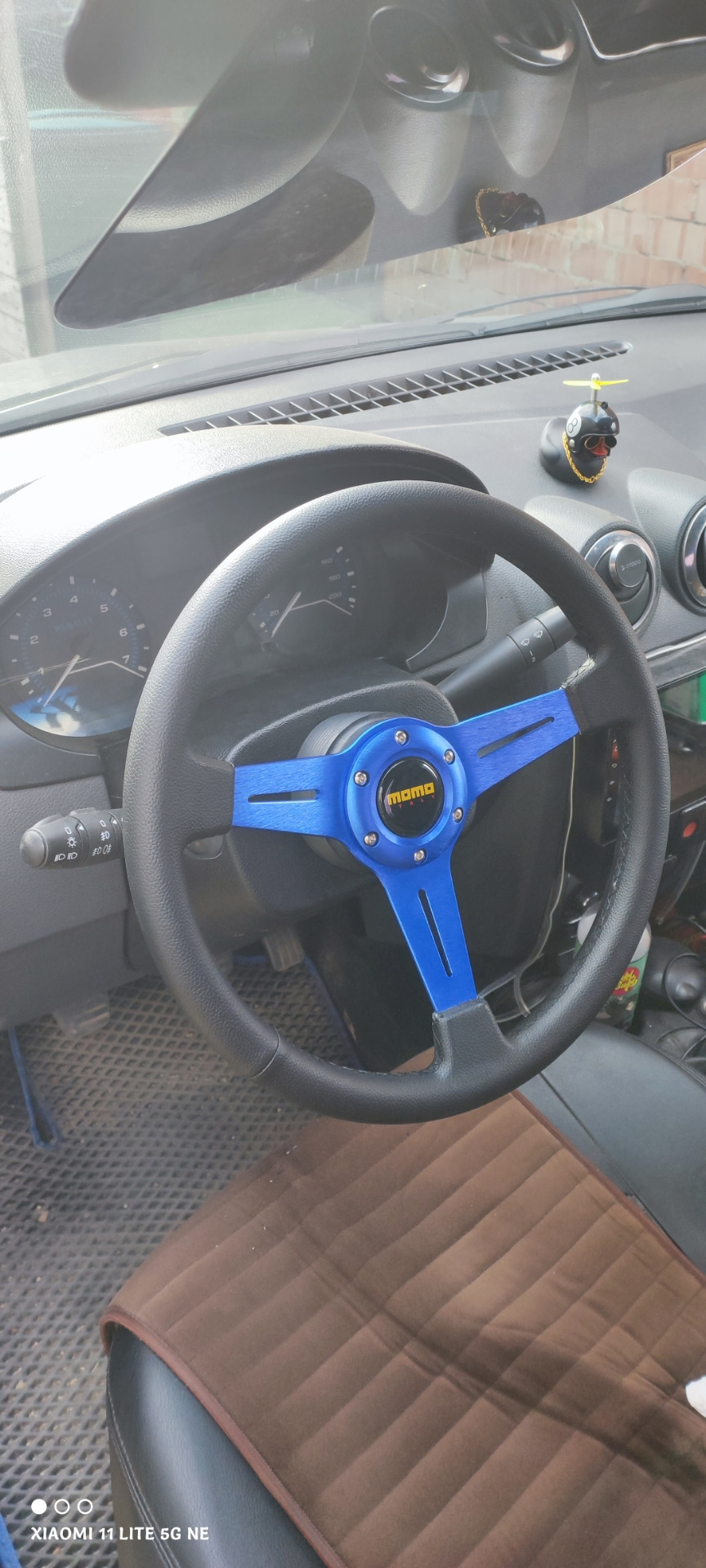 Спорт руль МоМо — Renault Logan (1G), 1,4 л, 2006 года | стайлинг | DRIVE2