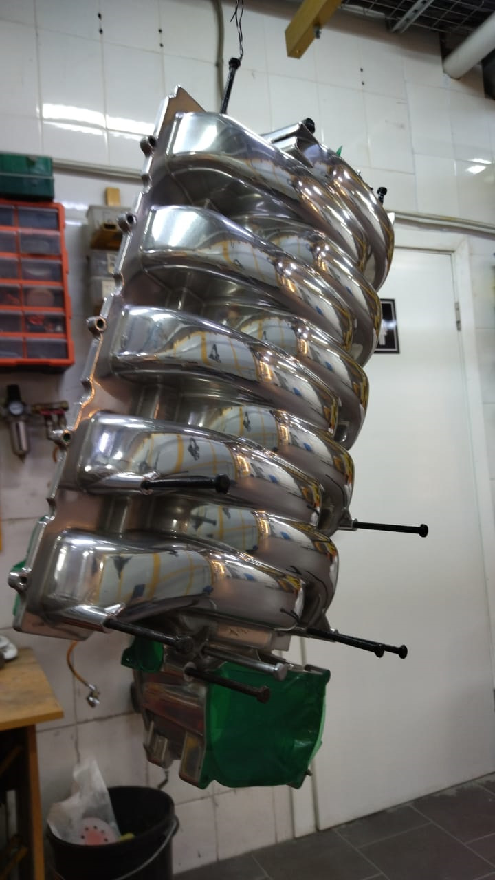 Полировка впускного коллектора — Audi S8 (D3), 5,2 л, 2007 года ...