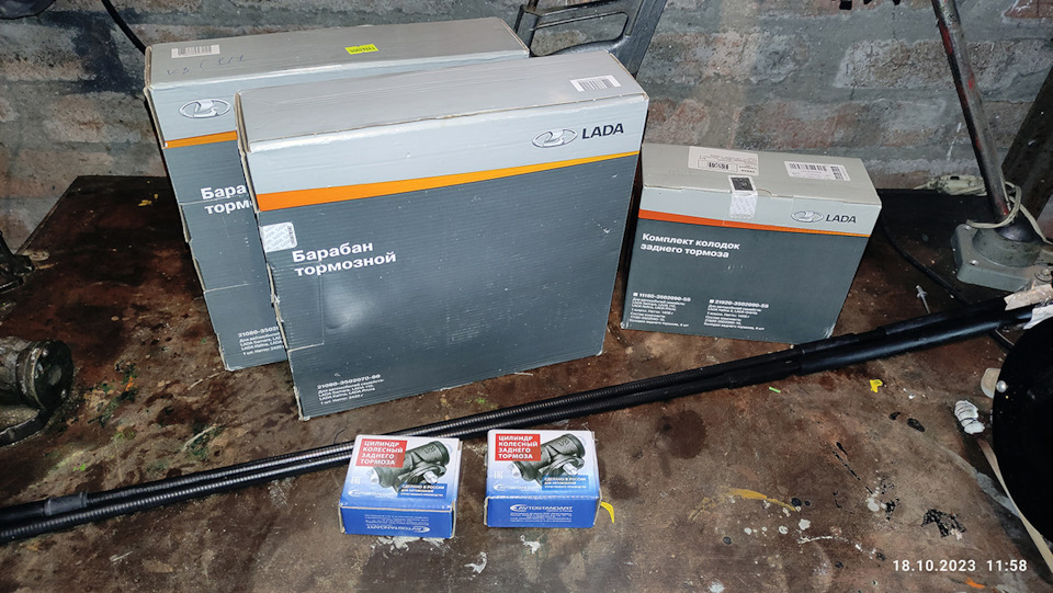 Ремонт задних тормозов: замена тормозных колодок, цилиндров, барабанов ...