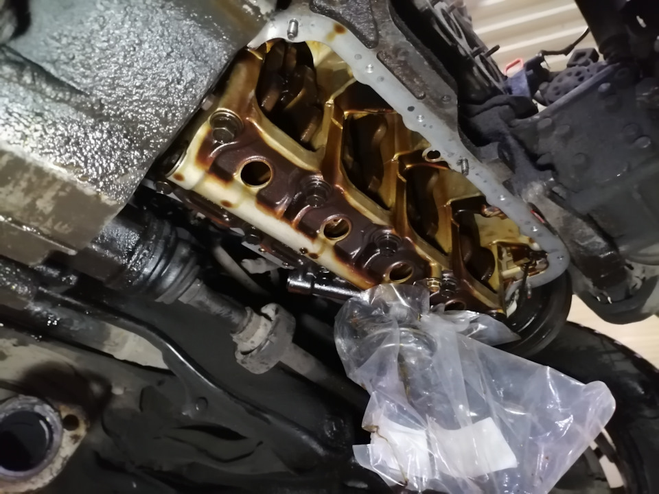 Течь с поддона двигателя — Honda Civic (6G), 1,6 л, 1998 года | визит ...