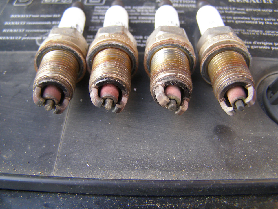 Фото в бортжурнале Renault Sandero 1G