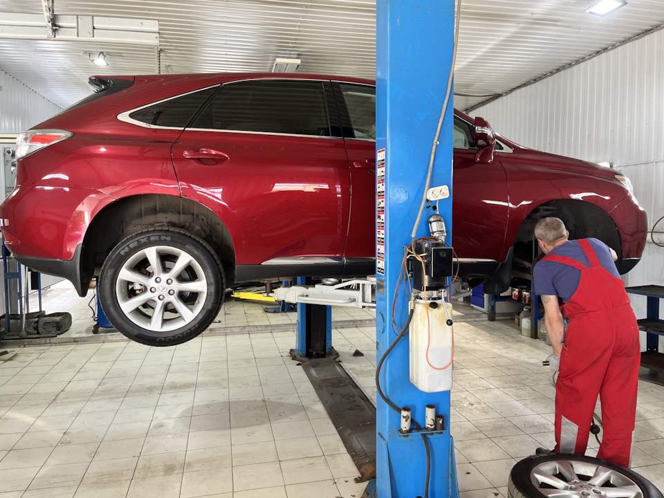 Мелкий ремонт — Lexus RX (3G), 3,5 л, 2010 года | визит на сервис | DRIVE2